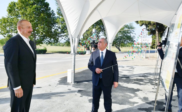 Prezident İlham Əliyev Qarapapaq-Çaylı avtomobil yolunun açılışında iştirak edib