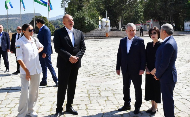 Azərbaycan ilə Özbəkistan prezidentləri və xanımları Şuşaya səfər ediblər