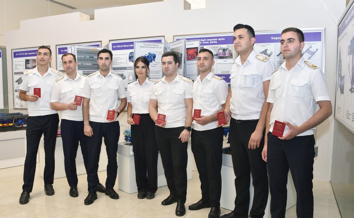 Səkkiz gənc metropolitendə maşinist peşəsinə yiyələnib