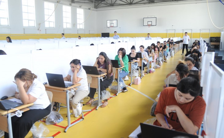 Müəllimlərin sertifikatlaşdırılması prosesinin test imtahanı mərhələsi təşkil olunub