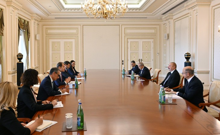 Prezident İlham Əliyev Avropa Yenidənqurma və İnkişaf Bankının nümayəndə heyətini qəbul edib