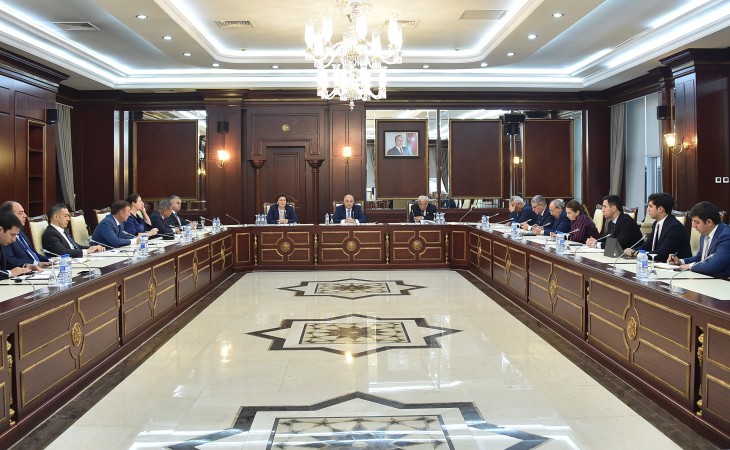 Milli Məclisin Əmək və sosial siyasət komitəsində beş məsələyə baxılıb