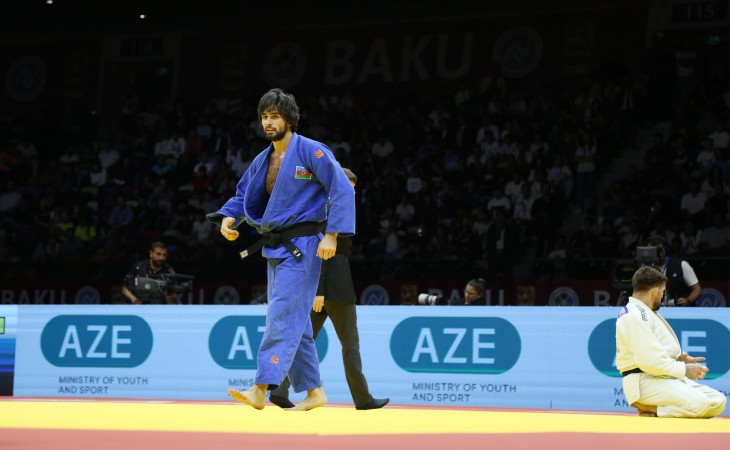 Zelim Tçkayev “Böyük dəbilqə” turnirində qızıl medal qazanıb