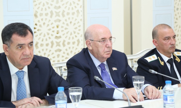 Əhliman Əmiraslanov: Əminik ki, soydaşlarımız Qərbi Azərbaycana sülh yolu ilə qayıdacaq