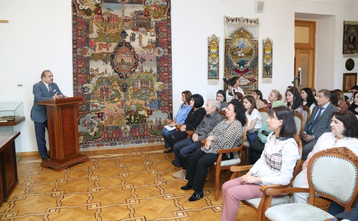 Ədəbiyyat Muzeyində elmi seminar: “Azərbaycan ədəbiyyatında ulduzlu səma”