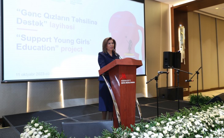 Bahar Muradova: Cəmiyyətimizin savadlı, təhsilli gənc qızlara ehtiyacı var