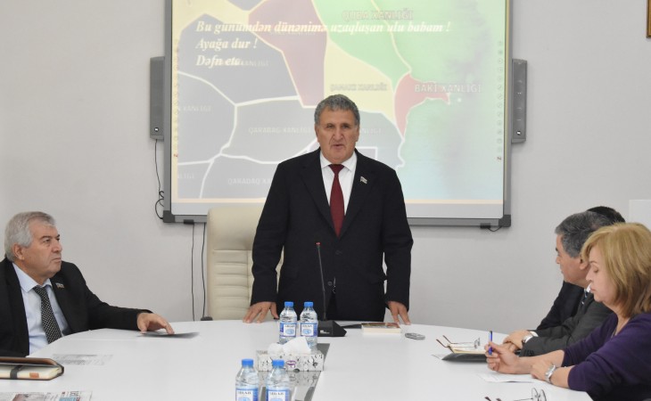 “Milli təfəkkür və tarixi yaddaş şairi Məmməd Araz” – konfrans