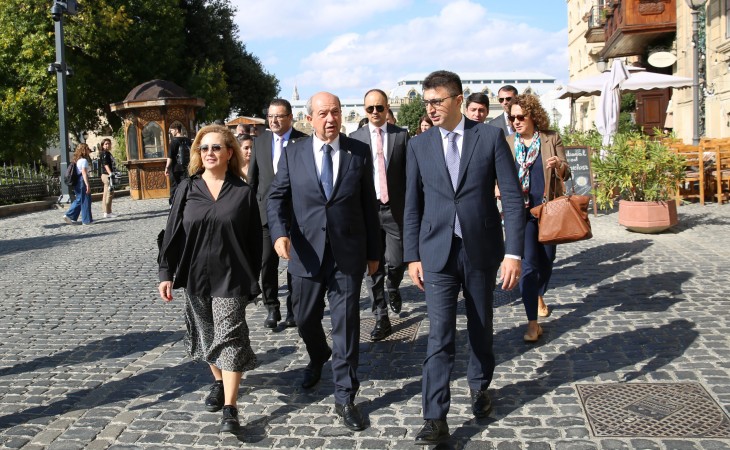 Şimali Kipr Türk Cümhuriyyətinin Prezidenti Ersin Tatar İçərişəhərlə tanış olub