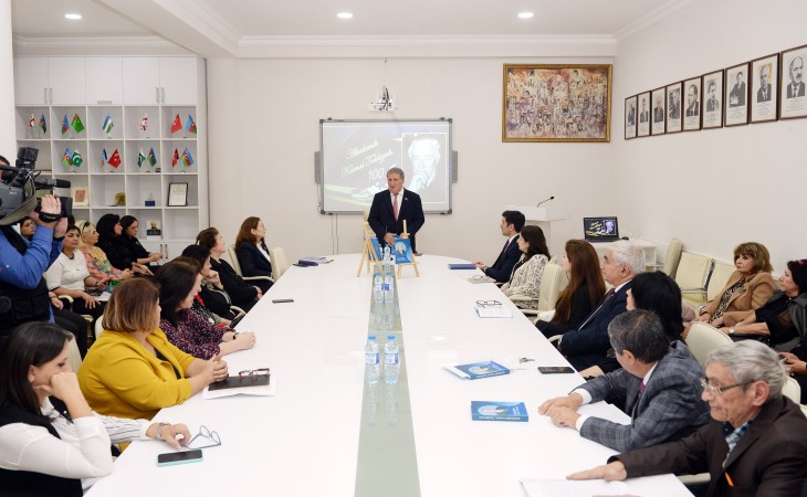 Akademik Kamal Talıbzadənin 100 illik yubileyinə həsr edilmiş elmi sessiya keçirilib