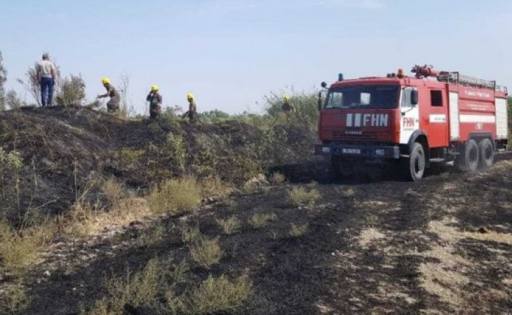Qubada taxıl sahəsində baş verən yanğın söndürülüb