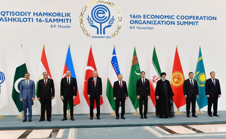 Daşkənddə İqtisadi Əməkdaşlıq Təşkilatının 16-cı Zirvə toplantısı keçirilib Azərbaycan Prezidenti İlham Əliyev tədbirdə iştirak edib 