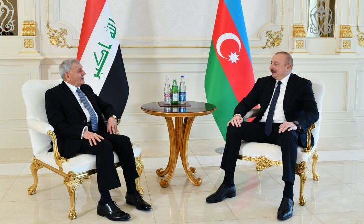 One-on-one meeting between Presidents of Azerbaijan and Iraq kicked off