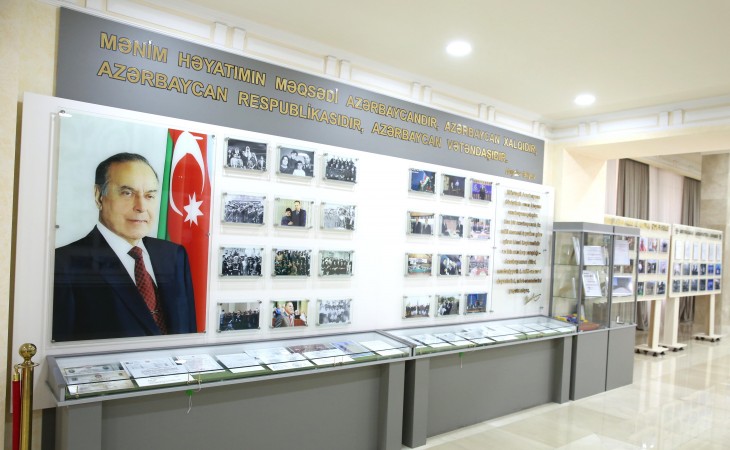 İctimai-Siyasi Sənədlər Arxivində Ulu Öndərin anım günü ilə əlaqədar tədbir keçirilib