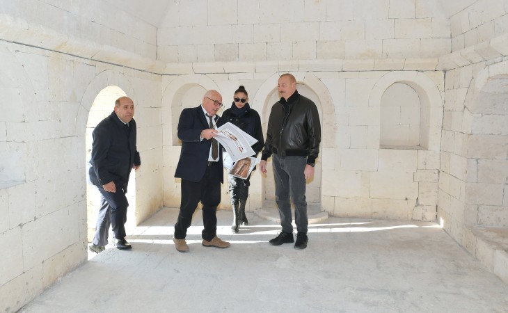 Prezident İlham Əliyev və birinci xanım Mehriban Əliyeva Ağdamda “İmarət” Kompleksində aparılan təmir-bərpa işləri ilə tanış olublar
