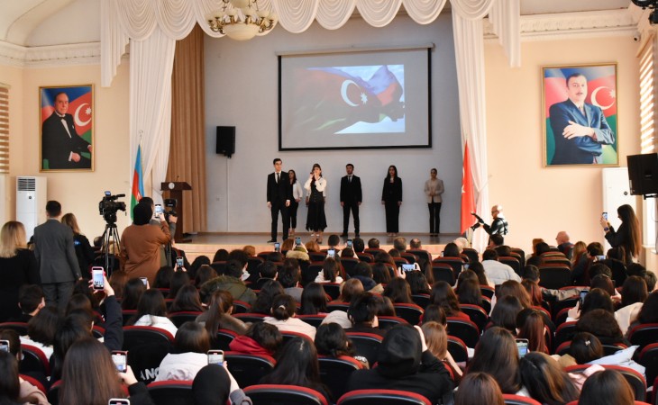 Bakıda “Heydər Əliyev 100: Türkiyə Yüz İli” mövzusunda tədbir təşkil edilib