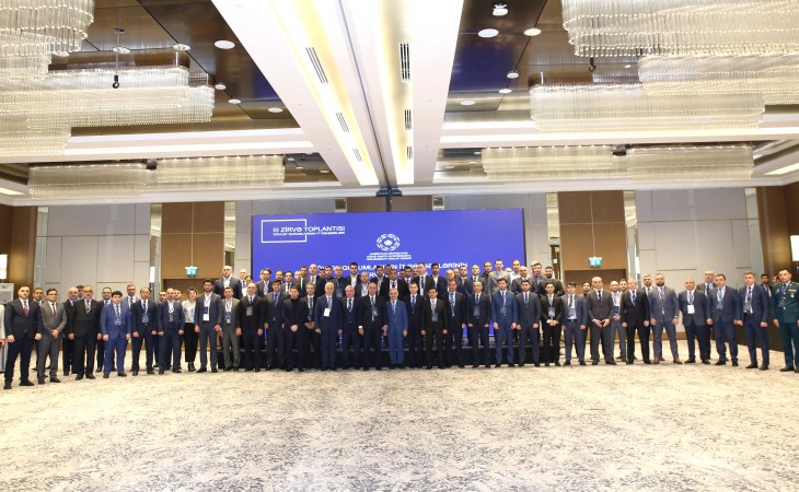 В Баку прошел III Саммит ИТ-руководителей государственных учреждений