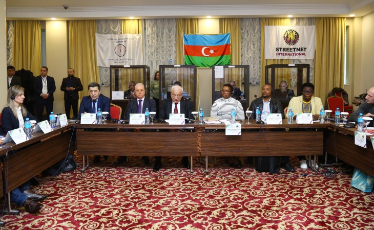 Bakıda küçə və bazar satıcılarının əmək hüquqlarının müdafiəsinə həsr olunan beynəlxalq tədbir keçirilib