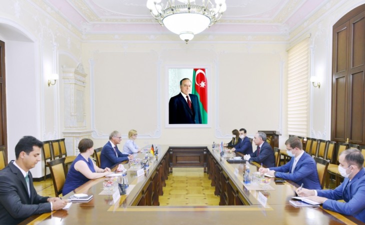 Azərbaycanın Baş prokuroru Almaniyanın ölkəmizdəki səfiri ilə görüşüb