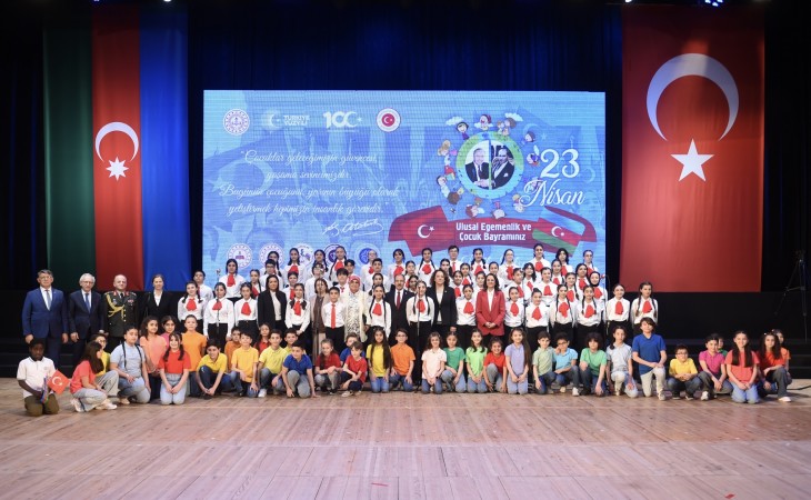 В Баку отметили Праздник национального суверенитета и День защиты детей братской Турции