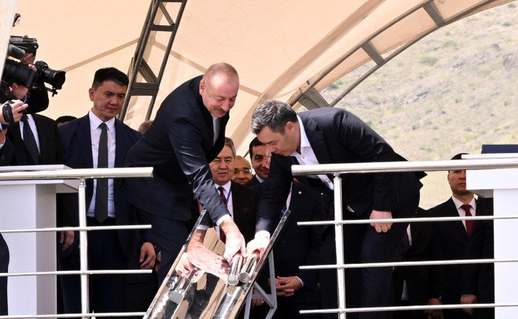 Президенты Азербайджана и Кыргызстана приняли участие в церемонии закладки фундамента средней школы села Хыдырлы Агдамского района 