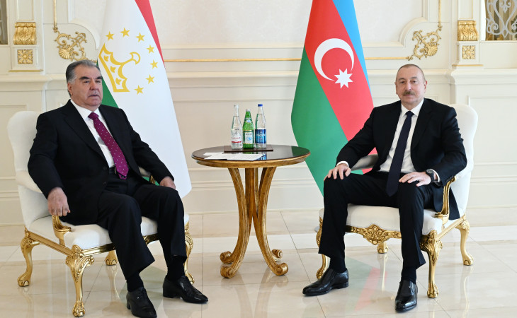 Azərbaycan Prezidenti İlham Əliyevin Tacikistan Prezidenti Emoməli Rəhmon ilə təkbətək görüşü olub