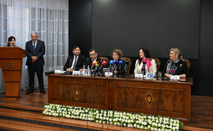 MOK rəsmisi: Qadın güləşi ilə bağlı layihənin həyata keçirilməsi alqışalayiq addımdır