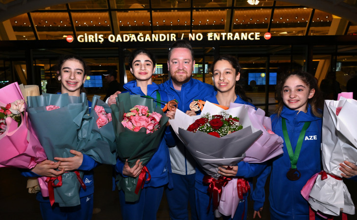 Avropa çempionatında uğurlu çıxış edən Azərbaycan gimnastları Vətənə dönüblər