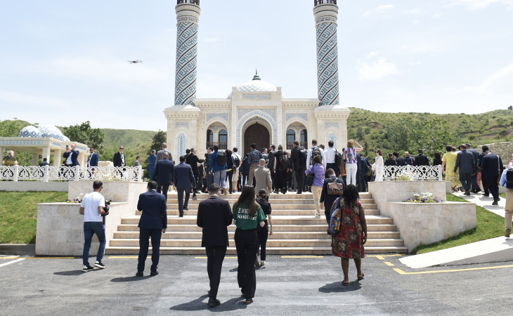 Beynəlxalq humanitar minatəmizləmə konfransının iştirakçıları Zəngilan məscidində olublar