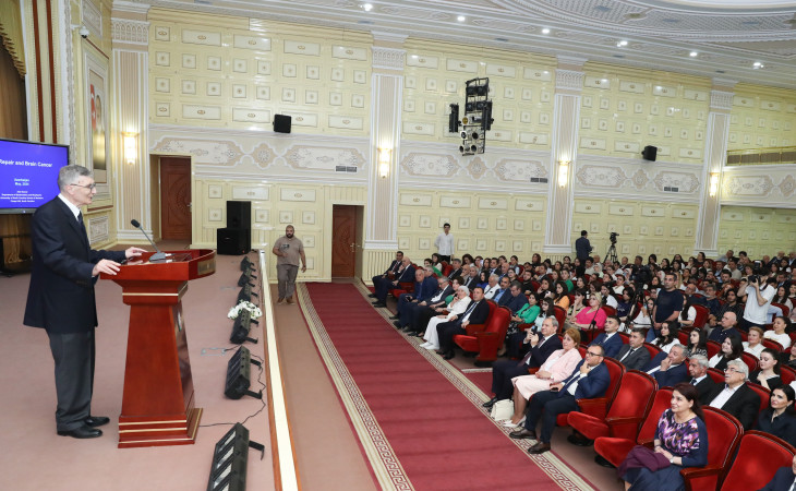 Bakı Dövlət Universitetində Əziz Səncərin seminarı keçirilib