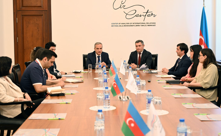 Prezident İlham Əliyevin xarici siyasətinin uğurlarından bəhs edən broşürün təqdimatı olub