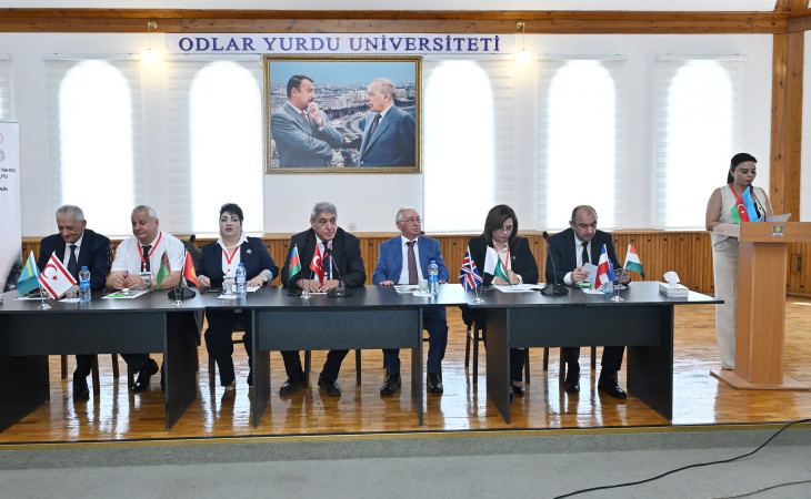 Qlobal iqlim dəyişkənliklərinin ekoloji mühitə təsiri məsələləri müzakirə edilir