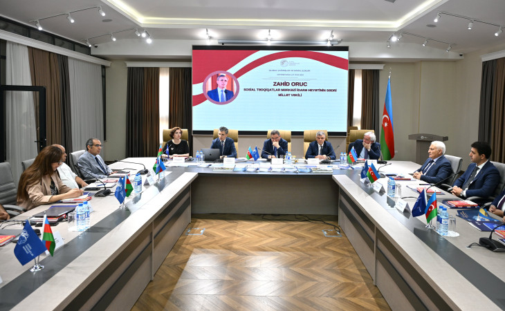 “Qlobal çağırışlar və sosial elmlər” mövzusunda dəyirmi masa keçirilib