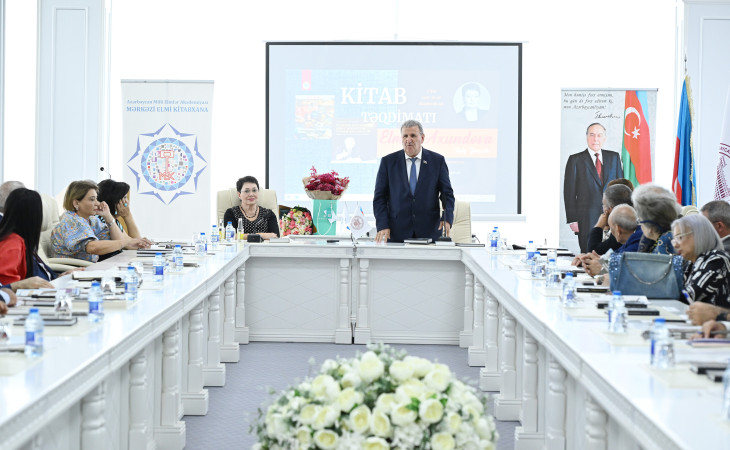 Xalq yazıçısı Elmira Axundovanın kitablarının təqdimatı keçirilib