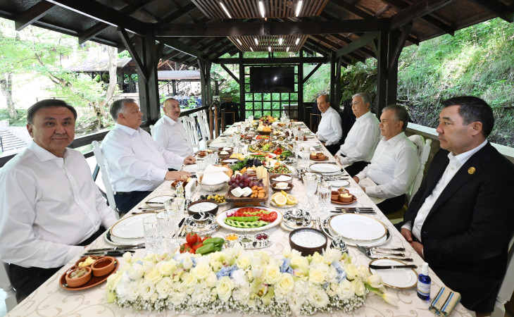 Şuşada Prezident İlham Əliyevin adından Türk Dövlətləri Təşkilatı dövlət və hökumət başçılarının şərəfinə nahar verilib