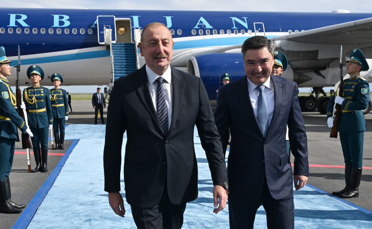 Azərbaycan Prezidenti İlham Əliyev Qazaxıstana səfərə gəlib