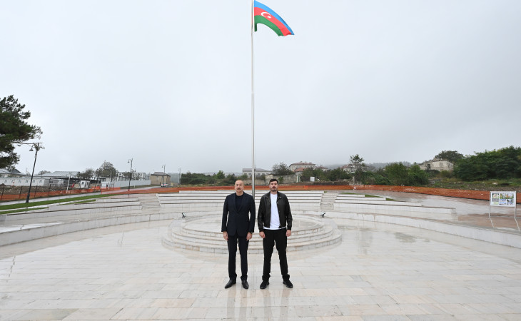 Şuşada Bayraq Meydanının açılışı olub