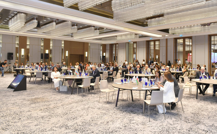 Sümük İliyi Transplantasiyasının 10 illik yubileyinə həsr olunan beynəlxalq elmi-praktik konfrans keçirilib