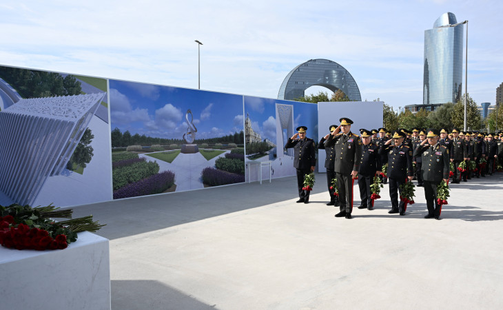 Daxili İşlər Nazirliyinin kollektivi Zəfər parkını ziyarət edib