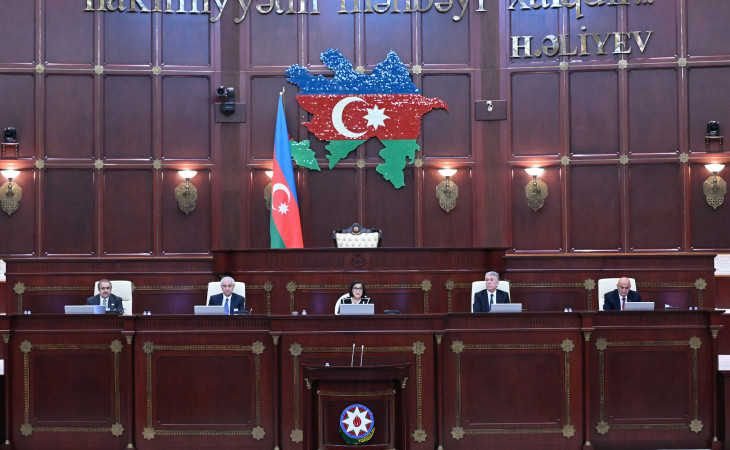 Milli Məclisin növbəti plenar iclası keçirilir