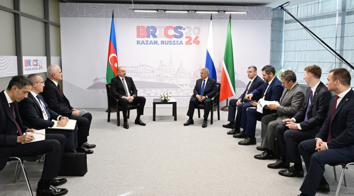 Azərbaycan Prezidenti İlham Əliyevin Kazanda Rusiya Federasiyasının Tatarıstan Respublikasının Rəisi ilə görüşü olub