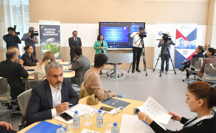 COP29-un işıqlandırılmasında fəal iştirak edəcək ingilisdilli jurnalistlər üçün növbəti təlimlərə başlanılıb