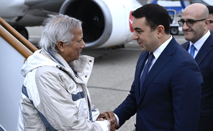 Banqladeşin müvəqqəti hökumətinin Baş müşaviri Azərbaycana səfərə gəlib