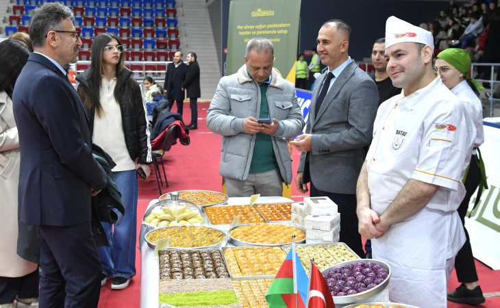 Azərbaycanda ilk dəfə Paxlava və Şirniyyat Festivalı keçirilib