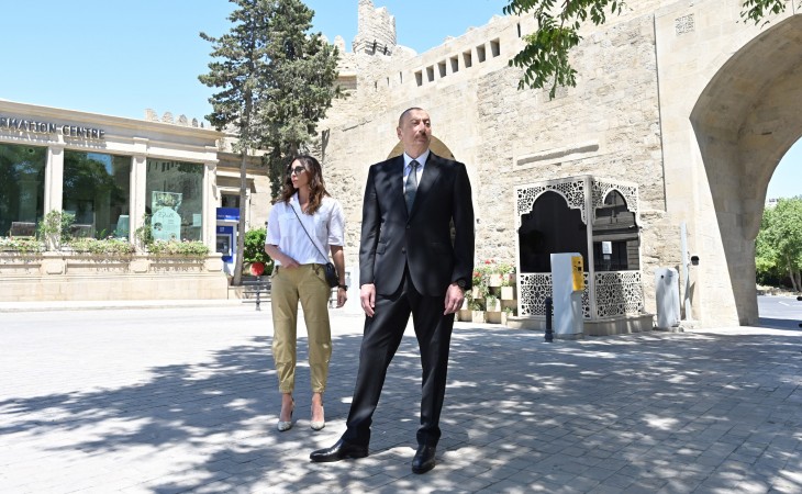 President Ilham Aliyev and first lady Mehriban Aliyeva viewed restoration and conservation works carried out in a part of Icherisheher