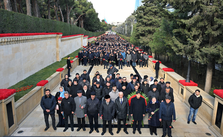 Bizdən ayrı düşənlərə borcumuzdur bu ehtiram... FOTOREPORTAJ Tam mətn