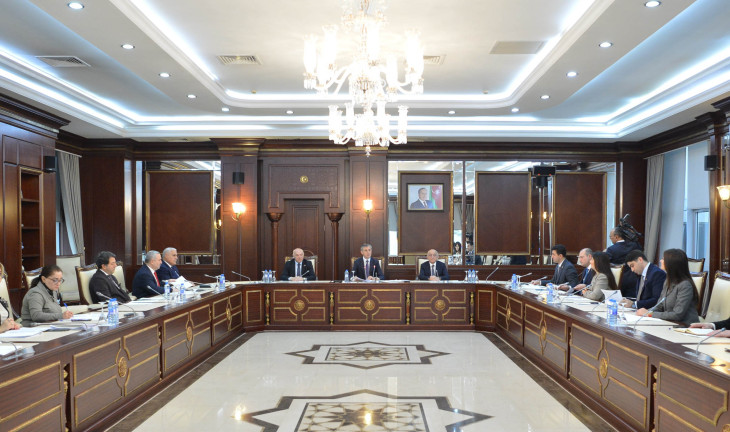 Parlamentin İnsan hüquqları komitəsinin iclasında 3 məsələ müzakirə olunub