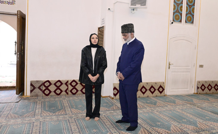Gəncənin Şah Abbas və Hüseyniyyə məscidlərinin mövcud vəziyyəti ilə tanışlıq