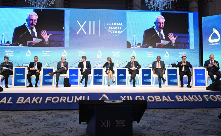 Qlobal Bakı Forumunda “Yeni dünya üçün yeni texnologiyalar