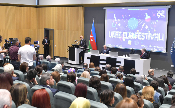 UNEC-də Elm Festivalı keçirilib