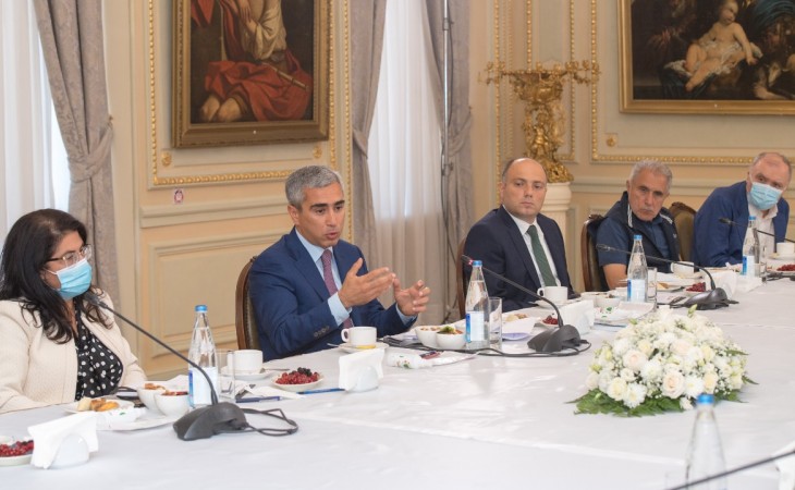 Assistant to President of Azerbaijan meets with a group of prominent culture and art figures
